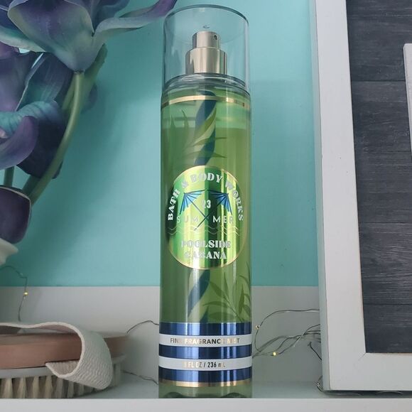 Poolside Cabana by Bath and Body Works - Picture 2 of 5